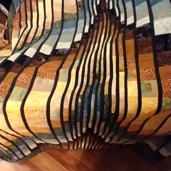 Artistic Safari double sided handmade quilt large - Picture 3 of 16